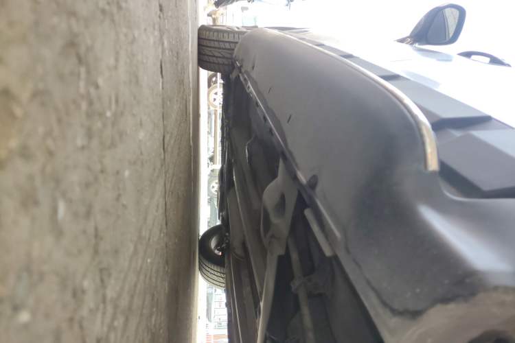Used Peugeot 3008 2013 1.6THP Automatic Prestige Edition Left Side Sill