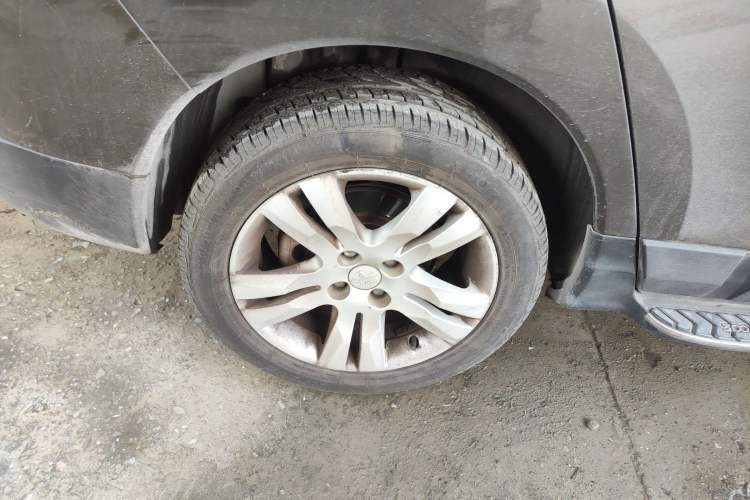 Used Peugeot 3008 2013 1.6THP Automatic Prestige Edition Right Rear Wheel Hub