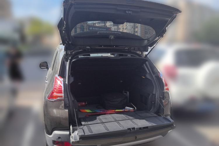 Used Peugeot 3008 2013 1.6THP Automatic Prestige Edition Trunk