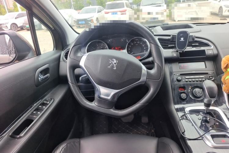 Used Peugeot 3008 2013 2.0L Automatic Trend Edition Steering Wheel