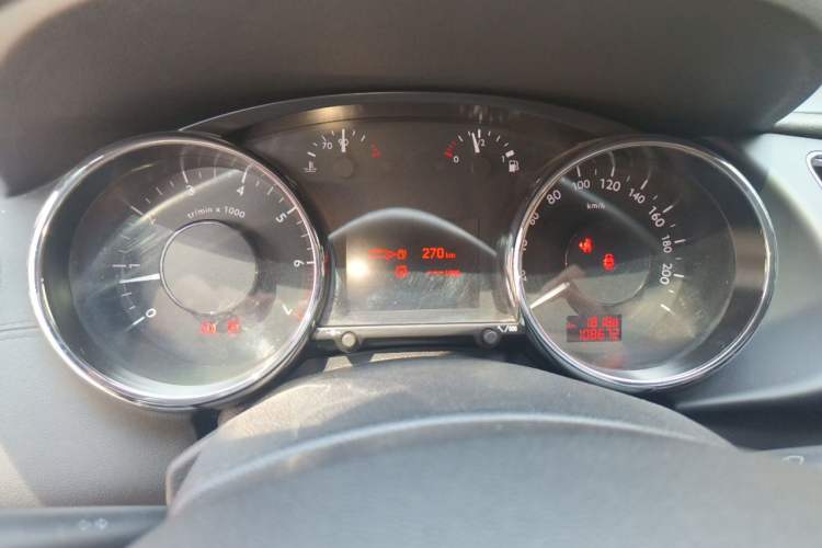 Used Peugeot 3008 2013 2.0L Manual Classic Edition Instrument Cluster