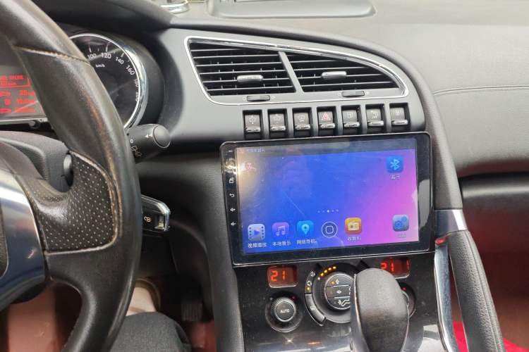 Used Peugeot 3008 2013 1.6THP Automatic Trend Edition Audio And AC Panel