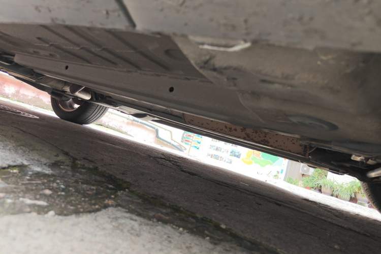 Used Peugeot 3008 2013 2.0L Automatic Classic Edition Chassis Front Right