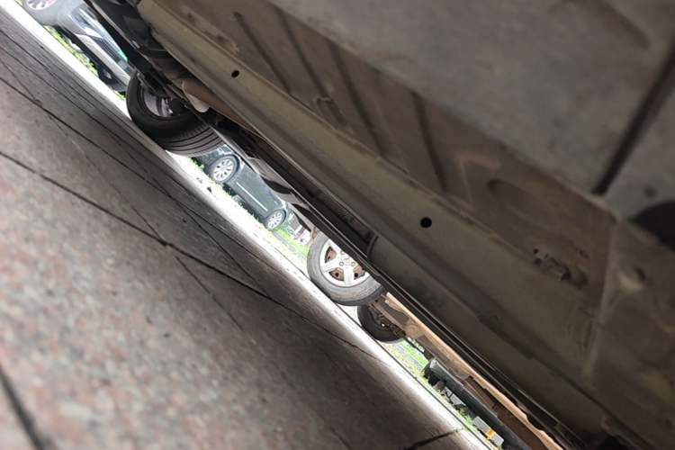 Used Peugeot 3008 2013 1.6THP Automatic Prestige Edition Chassis Front Right