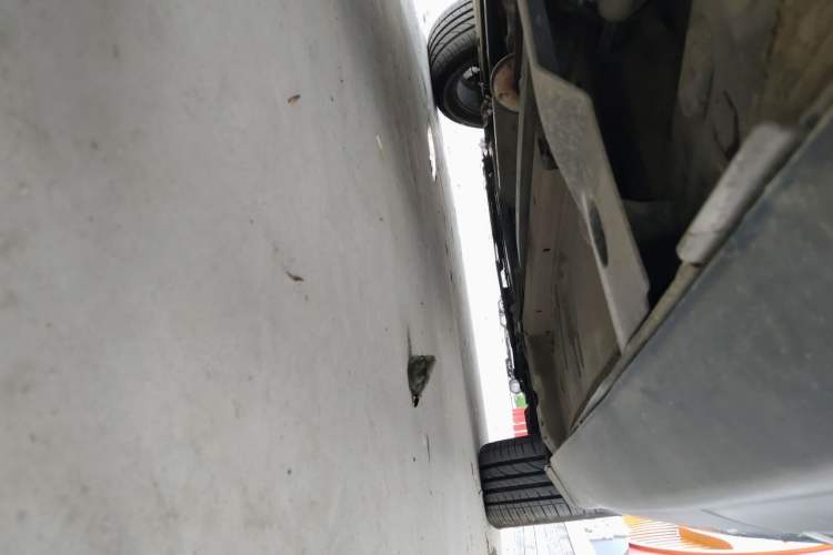 Used Peugeot 3008 2013 1.6THP Automatic Prestige Edition Chassis Front Right
