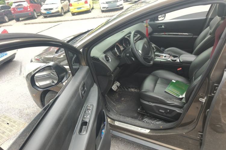 Used Peugeot 3008 2013 1.6THP Automatic Prestige Edition Driver Seat