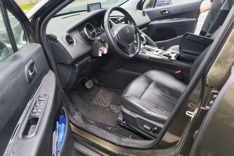 Used Peugeot 3008 2013 2.0L Automatic Trend Edition Driver Seat