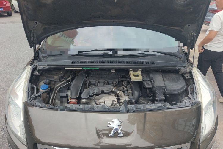 Used Peugeot 3008 2013 1.6THP Automatic Prestige Edition Engine Bay