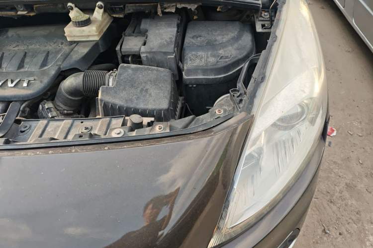 Used Peugeot 3008 2013 2.0L Automatic Trend Edition Engine Bay Left