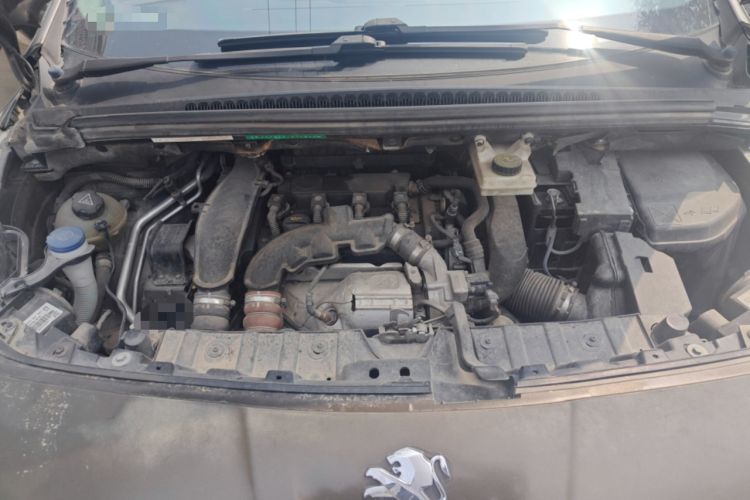 Used Peugeot 3008 2013 1.6THP Automatic Prestige Edition Engine Bay