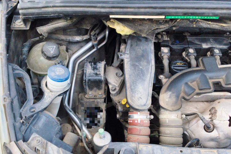Used Peugeot 3008 2013 1.6THP Automatic Prestige Edition Engine Bay Right