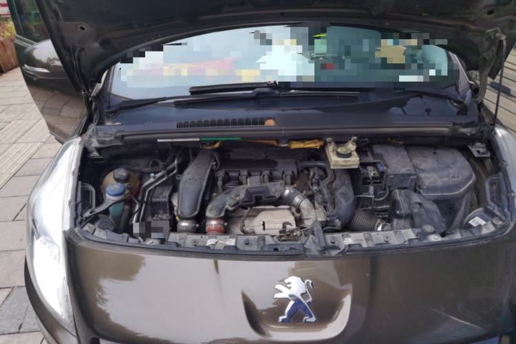 Used Peugeot 3008 2013 1.6THP Automatic Prestige Edition Engine Bay Right