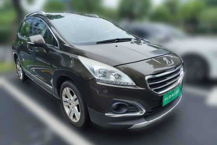 Used Peugeot 3008 2013 2.0L Automatic Trend Edition Front Right 45 Deg