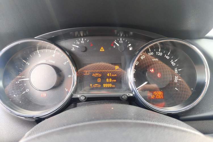 Used Peugeot 3008 2013 1.6THP Automatic Trend Edition Instrument Cluster