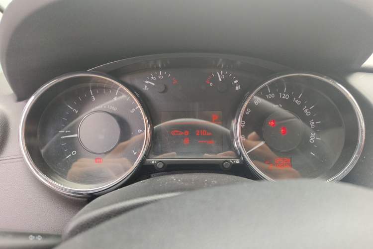 Used Peugeot 3008 2013 1.6THP Automatic Prestige Edition Instrument Cluster