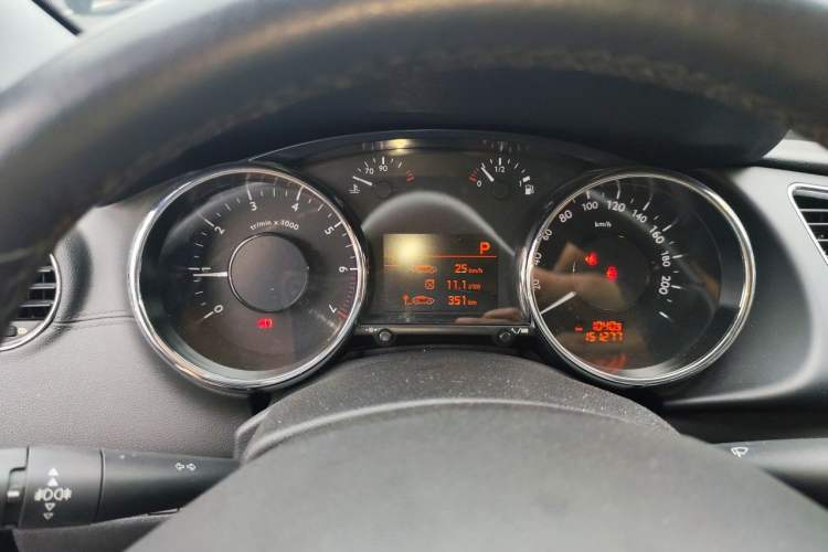 Used Peugeot 3008 2013 2.0L Automatic Trend Edition Instrument Cluster
