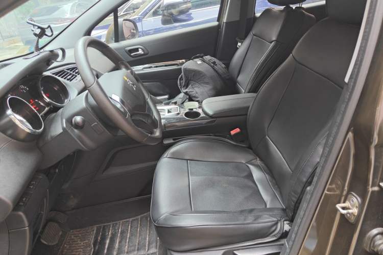 Used Peugeot 3008 2013 2.0L Automatic Classic Edition Left Front Seat