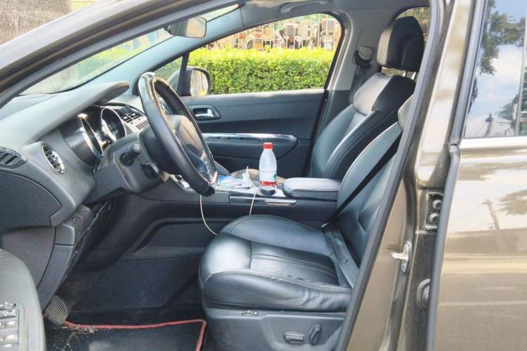 Used Peugeot 3008 2013 1.6THP Automatic Prestige Edition Left Front Seat