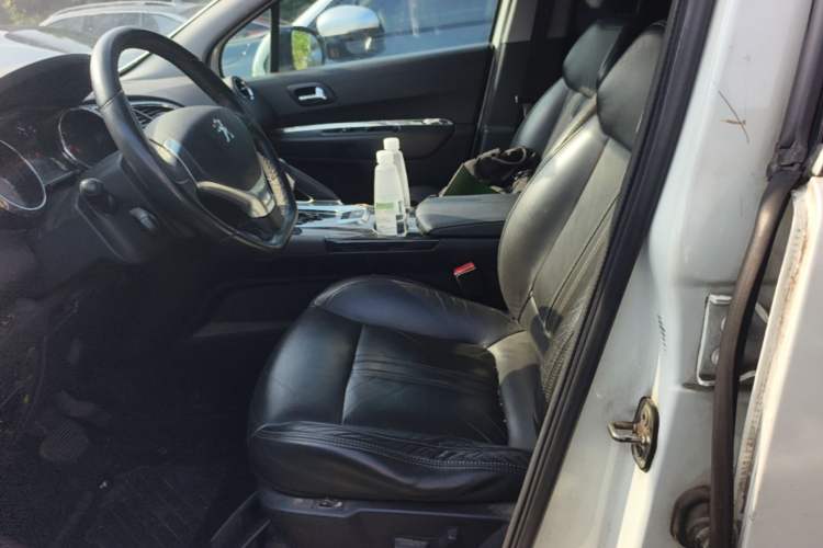 Used Peugeot 3008 2013 2.0L Automatic Trend Edition Left Front Seat