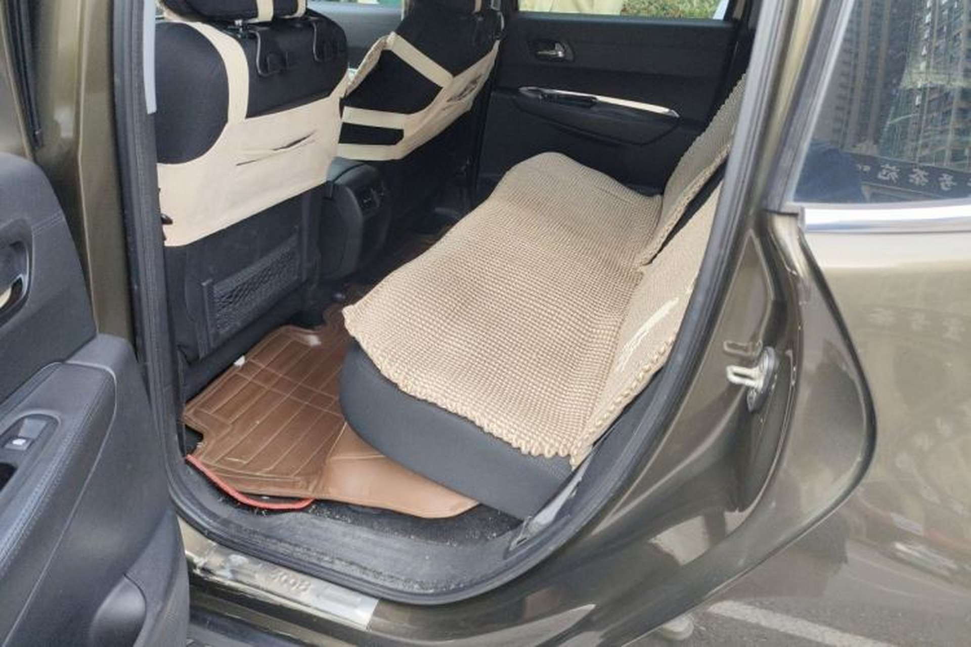 Used Peugeot 3008 2013 2.0L Automatic Classic Edition Left Rear Seat