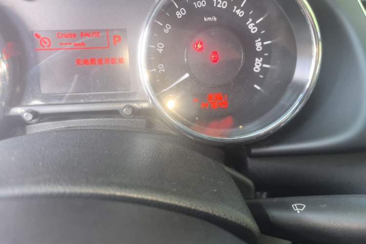 Used Peugeot 3008 2013 1.6THP Automatic Prestige Edition Odometer Close Up