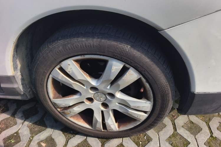 Used Peugeot 3008 2013 2.0L Automatic Trend Edition Right Front Wheel Hub