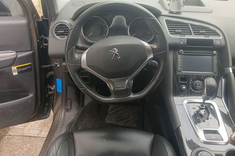 Used Peugeot 3008 2013 1.6THP Automatic Trend Edition Steering Wheel