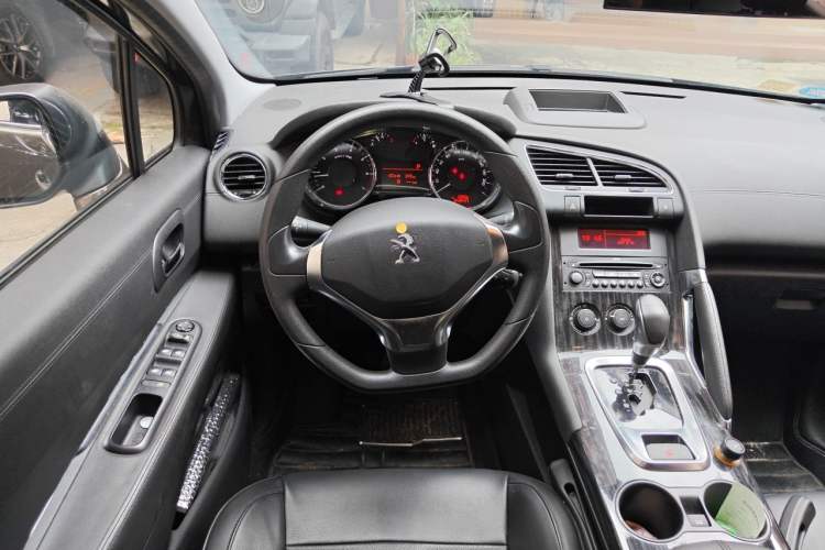Used Peugeot 3008 2013 2.0L Automatic Classic Edition Steering Wheel