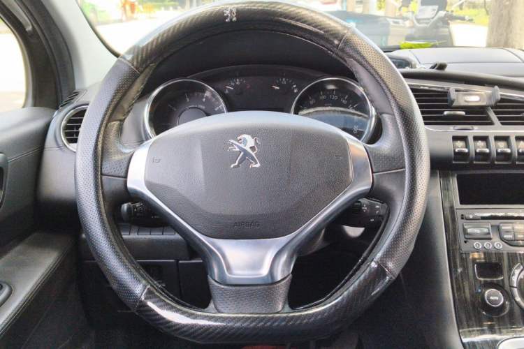 Used Peugeot 3008 2013 1.6THP Automatic Prestige Edition Steering Wheel