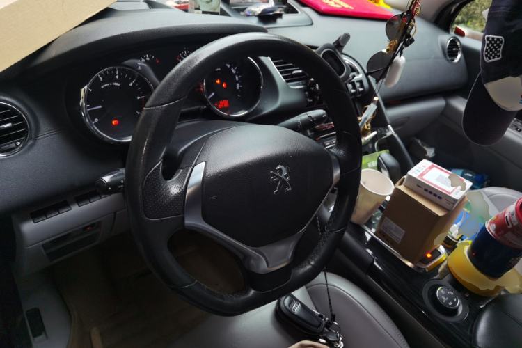 Used Peugeot 3008 2013 1.6THP Automatic Prestige Edition Steering Wheel