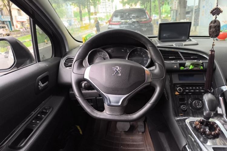 Used Peugeot 3008 2013 2.0L Automatic Trend Edition Steering Wheel