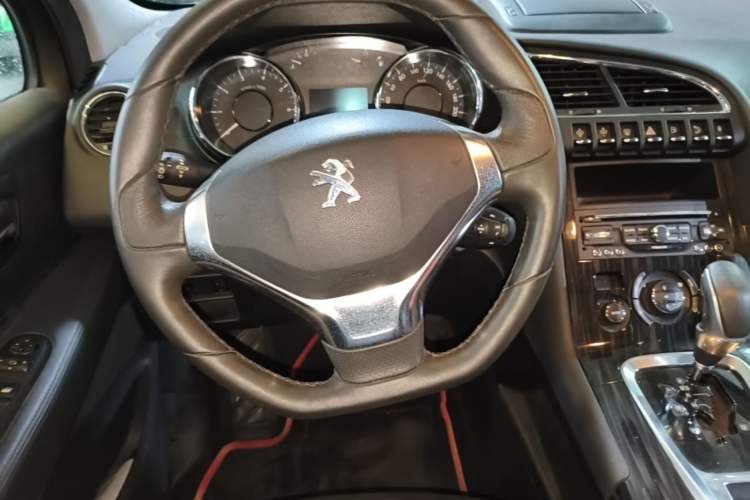 Used Peugeot 3008 2013 1.6THP Automatic Prestige Edition Steering Wheel