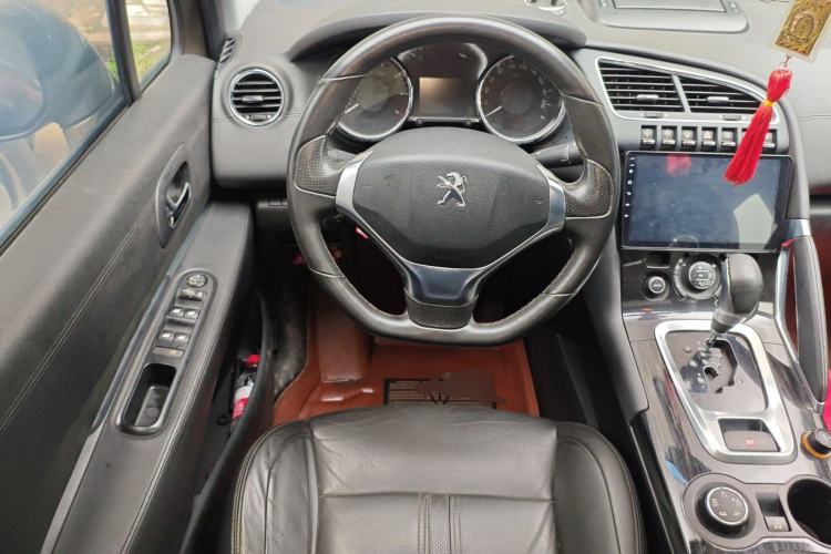 Used Peugeot 3008 2013 1.6THP Automatic Trend Edition Steering Wheel