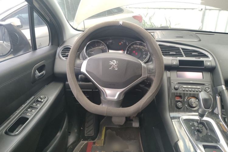 Used Peugeot 3008 2013 1.6THP Automatic Trend Edition Steering Wheel