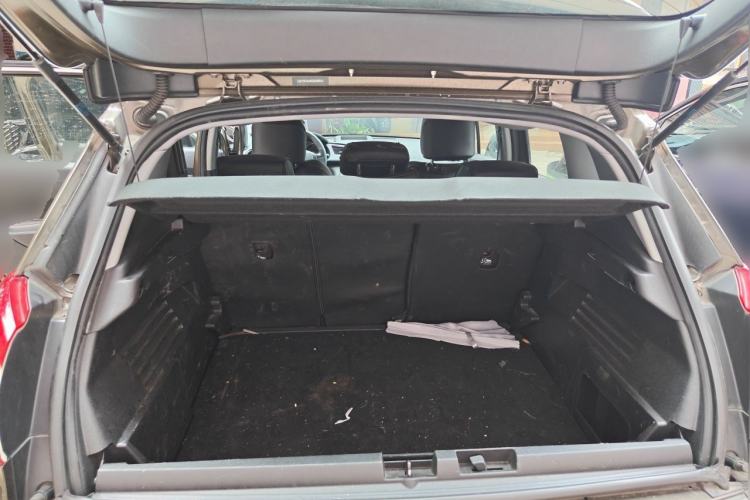 Used Peugeot 3008 2013 2.0L Automatic Classic Edition Trunk