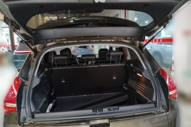 Used Peugeot 3008 2013 1.6THP Automatic Prestige Edition Trunk