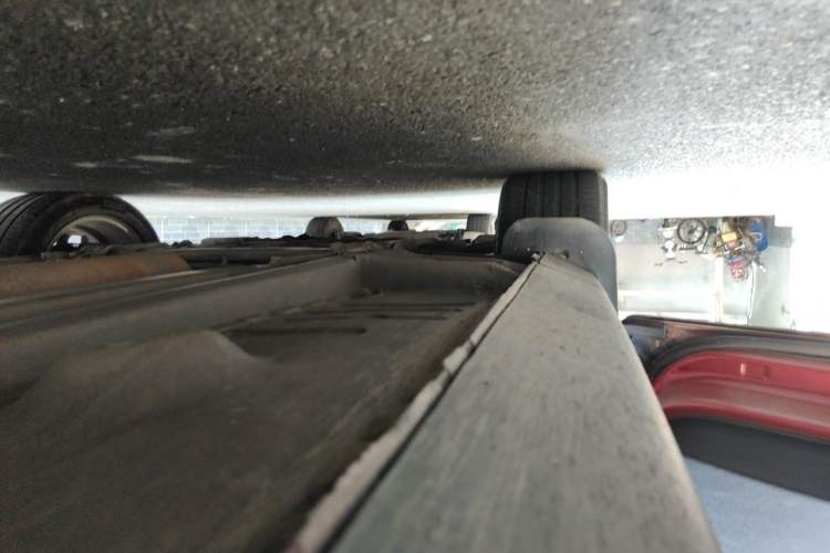 Used Peugeot 3008 2013 2.0L Automatic Classic Edition Chassis Front Left