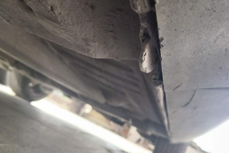 Used Peugeot 3008 2013 2.0L Automatic Classic Edition Chassis Front Left