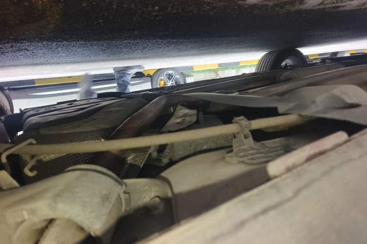 Used Peugeot 3008 2013 1.6THP Automatic Prestige Edition Chassis Rear Left