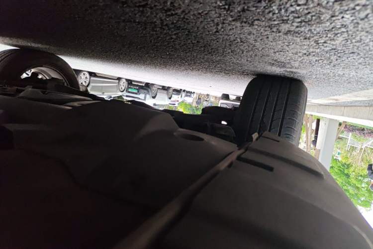 Used Peugeot 3008 2013 1.6THP Automatic Prestige Edition Chassis Rear Right