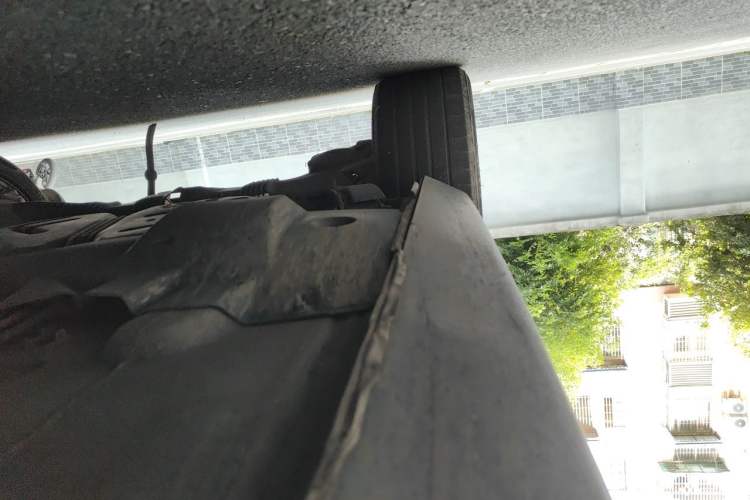 Used Peugeot 3008 2013 2.0L Automatic Classic Edition Chassis Rear Right