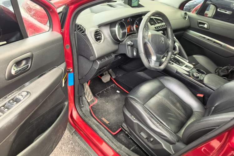 Used Peugeot 3008 2013 1.6THP Automatic Prestige Edition Driver Seat