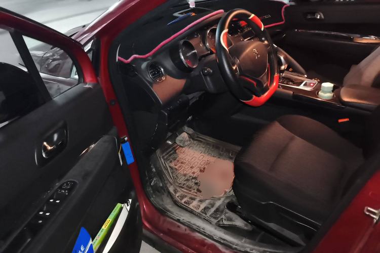 Used Peugeot 3008 2013 2.0L Automatic Classic Edition Driver Seat
