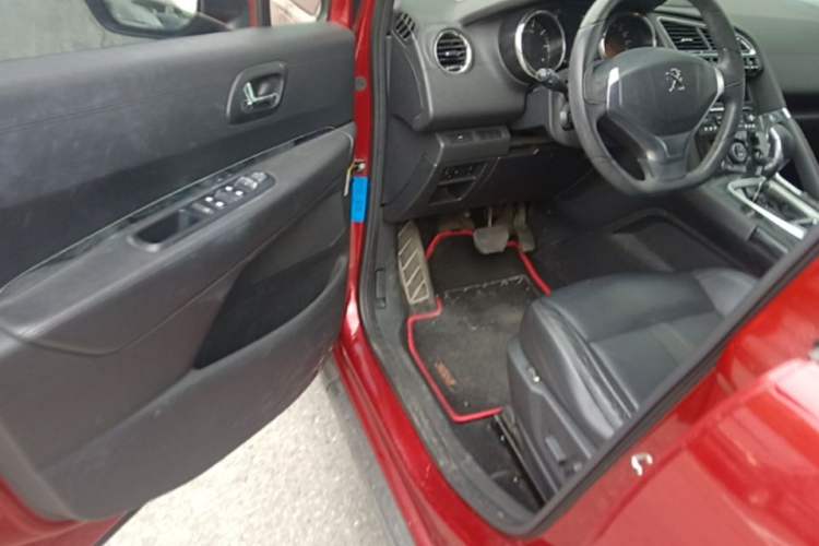Used Peugeot 3008 2013 1.6THP Automatic Prestige Edition Driver Seat