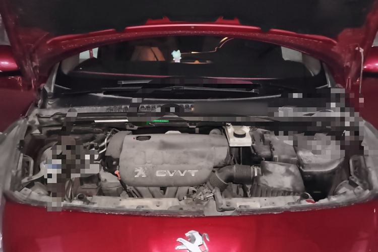 Used Peugeot 3008 2013 2.0L Automatic Classic Edition Engine Bay