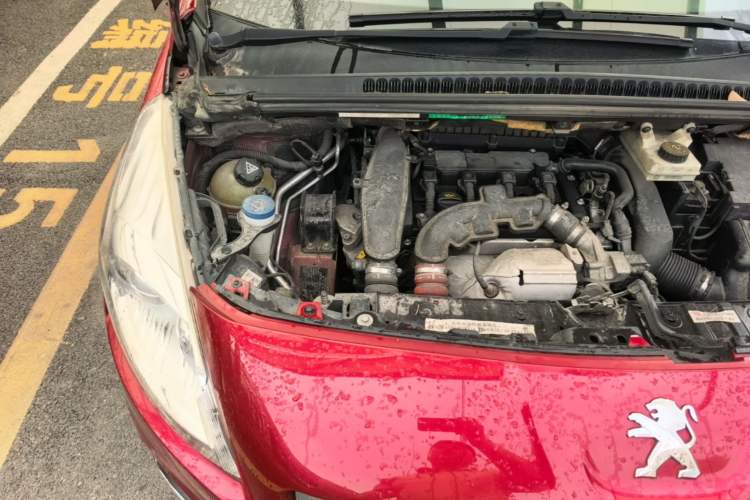 Used Peugeot 3008 2013 1.6THP Automatic Prestige Edition Engine Bay Right