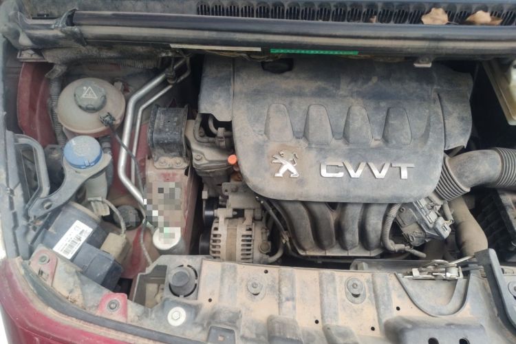 Used Peugeot 3008 2013 2.0L Automatic Trend Edition Engine Bay Right