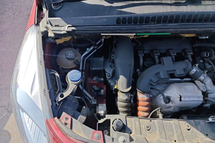 Used Peugeot 3008 2013 1.6THP Automatic Prestige Edition Engine Bay Right