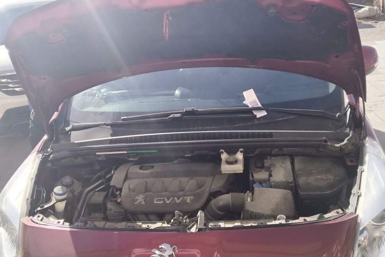 Used Peugeot 3008 2013 2.0L Automatic Classic Edition Engine Bay