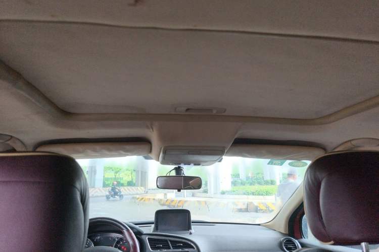 Used Peugeot 3008 2013 2.0L Automatic Classic Edition Headliner